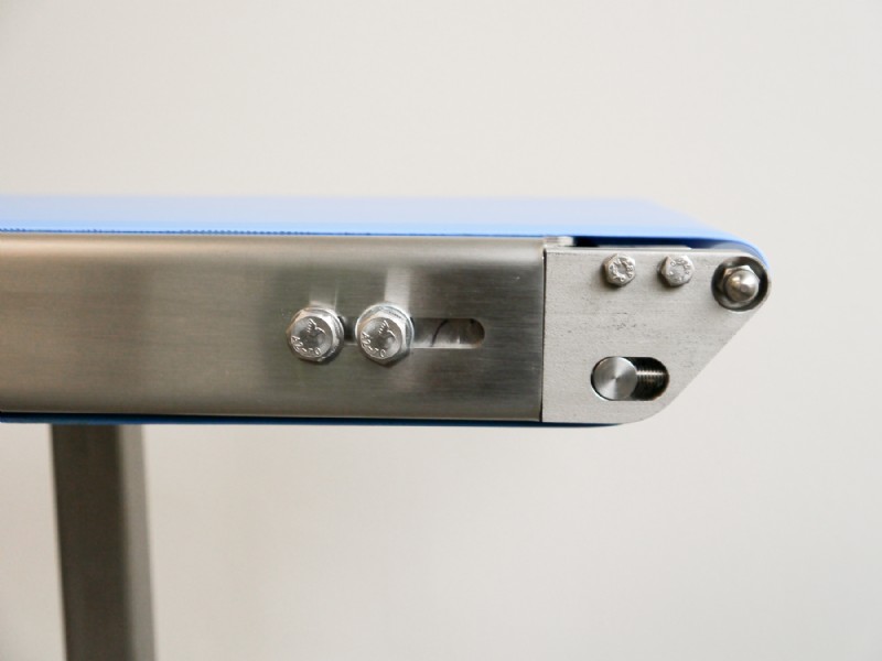 Blue belt stainless steel conveyor with tight nose